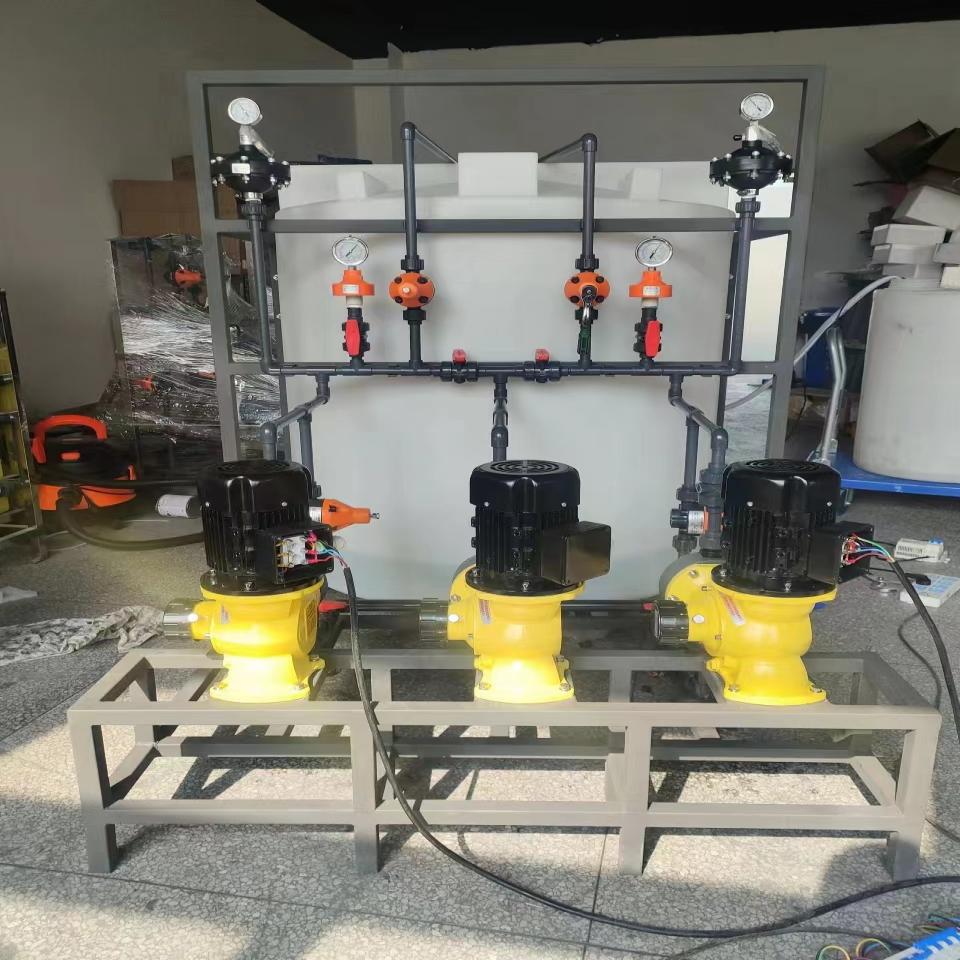 Sterilization, scale prevention, PAC, PAM and other dual-purpose dosing devices